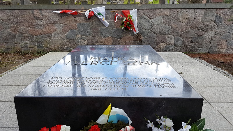 030a. Wilno - Cmentarz na Rossie